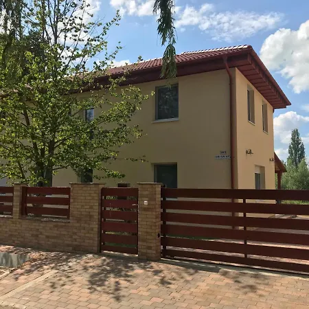 SzáRszóSzéP Villa Balatonszarszo Exterior photo