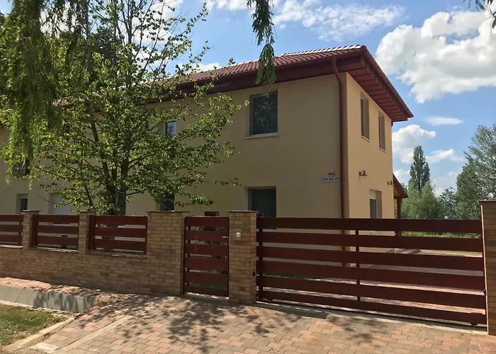 SzáRszóSzéP Villa