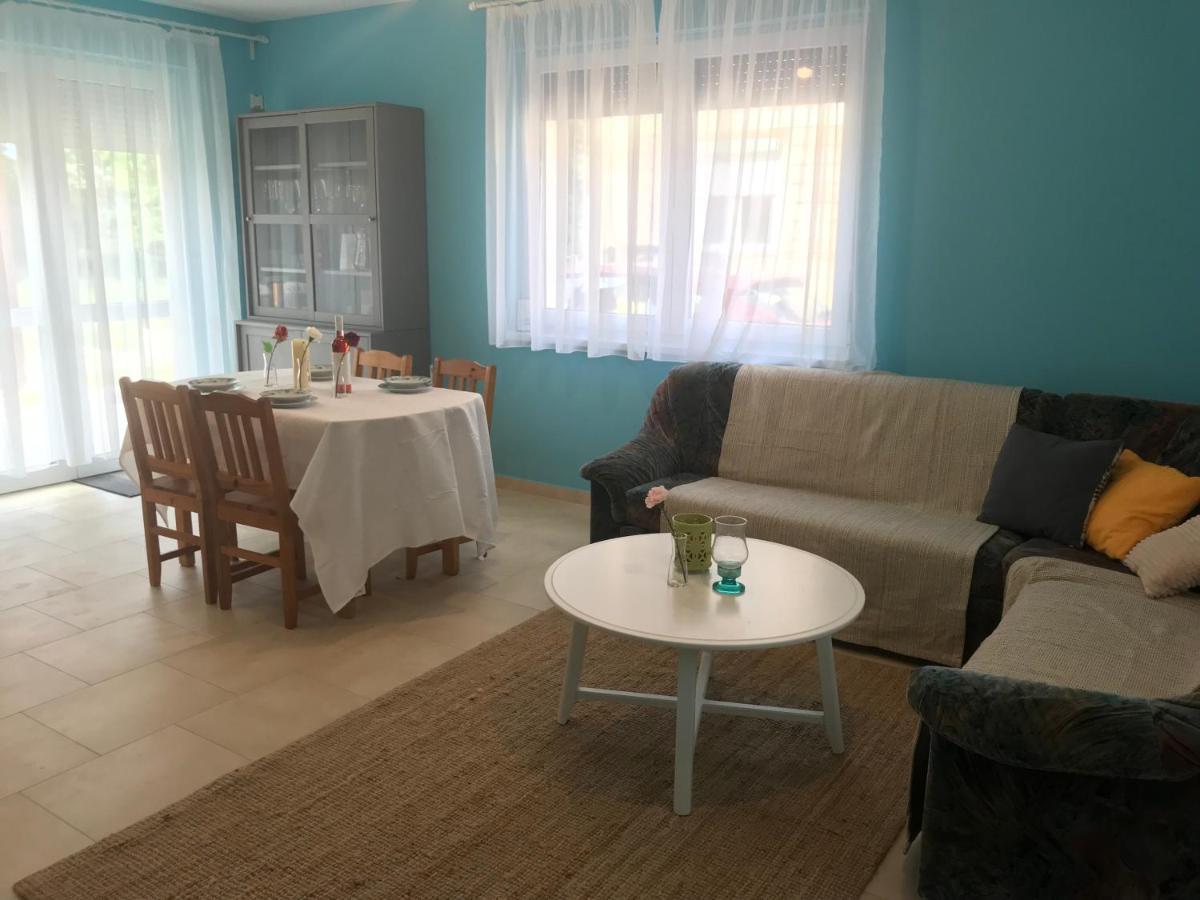 Holiday home Szárszószép
